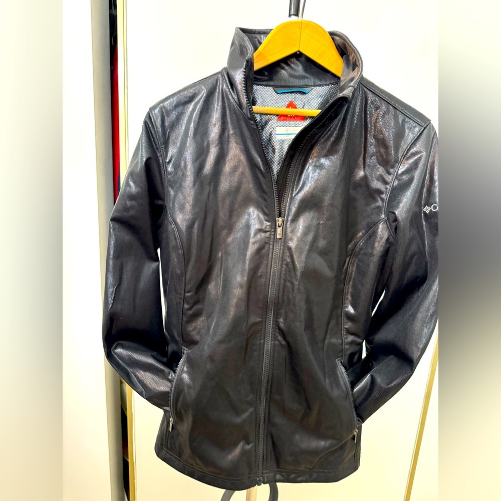 Columbia Shell Omni heat